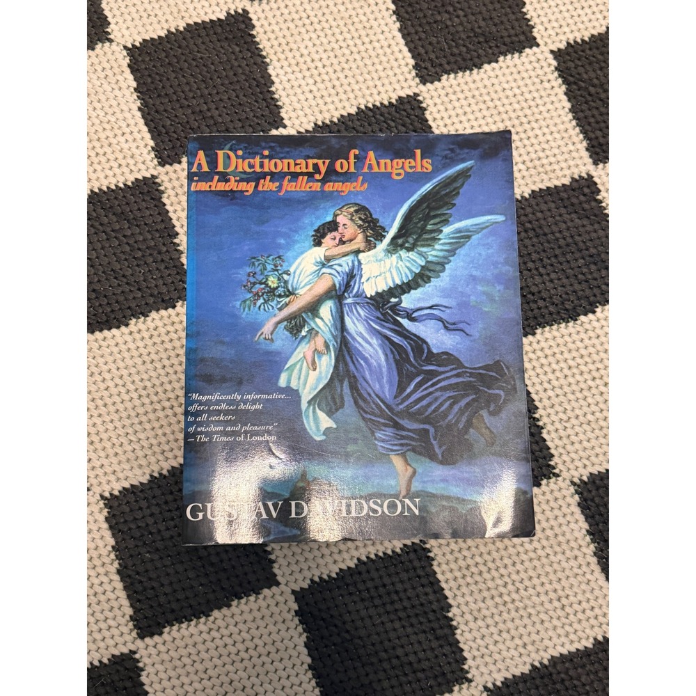 A Dictionary of Angels Including the Fallen Angels Gustav Davidson Paperback